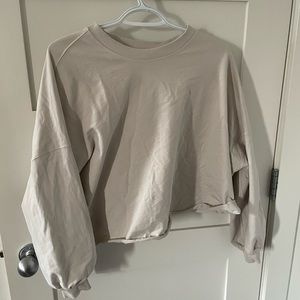 Lulu lemon top not sure of name